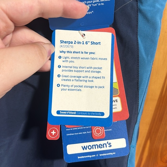 Brooks Women's 2-in-1 Blue Athletic Shorts - Picture 5 of 12